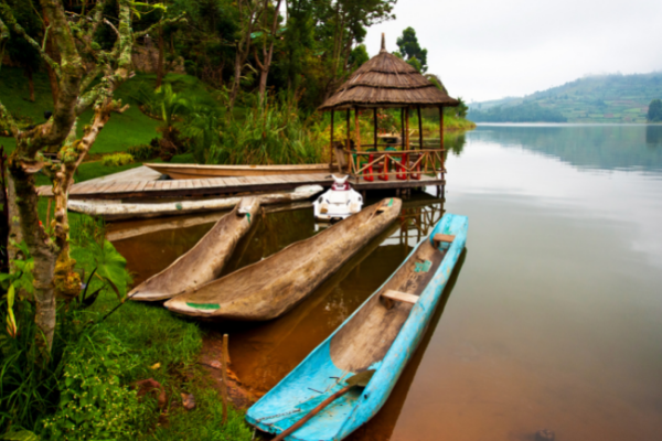 Can - lake bunyoni- uganda