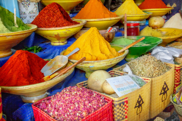 Can - spice market - tunisia